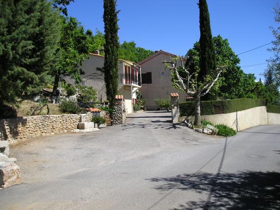 Entrée de la propriété